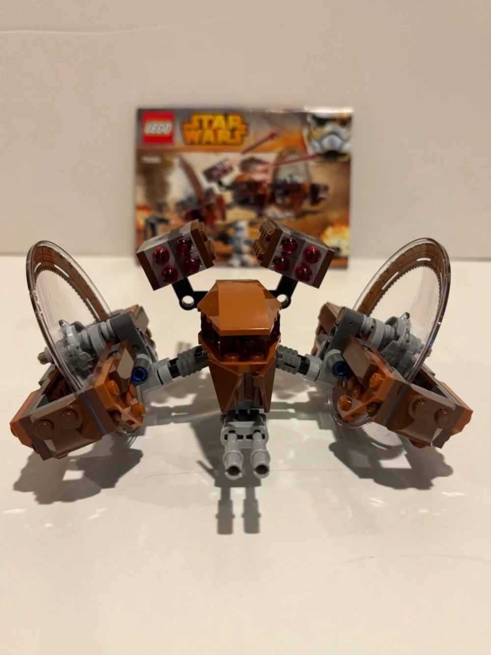 LEGO #75085 Star Wars Hailfire Droid - Picture 6 of 13